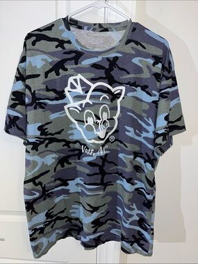 Piggly Wiggly I Dig the Pig Camo Camouflage Print Graphic Tee T Shirt L Men’s